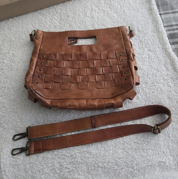 Bed Stu Cognac Orchid Woven Hand Bag - Picture 4 of 16